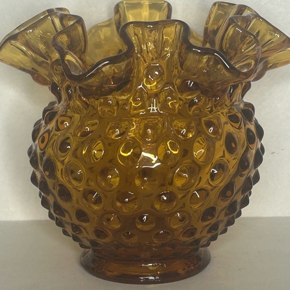 SOLD Vintage Fenton Colonial Amber Hobnail Glass Vase - Picture 6 of 7